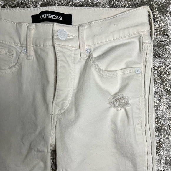 Express Mid Rise Jeans - Picture 2 of 5